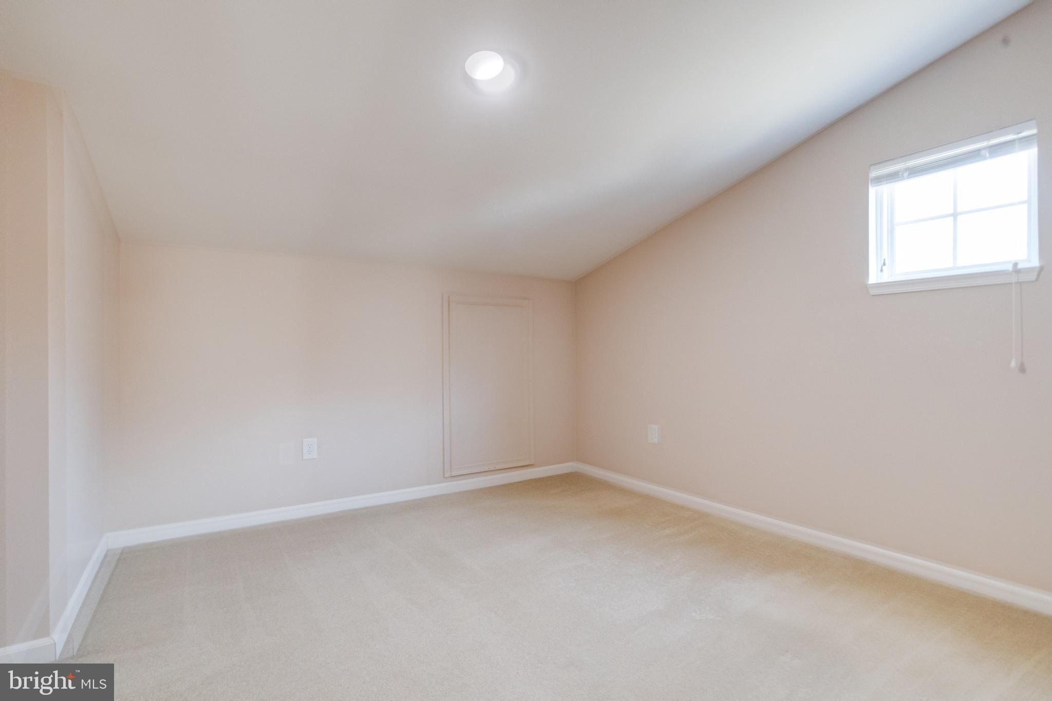 ELLICOTT MEADOWS - Residential