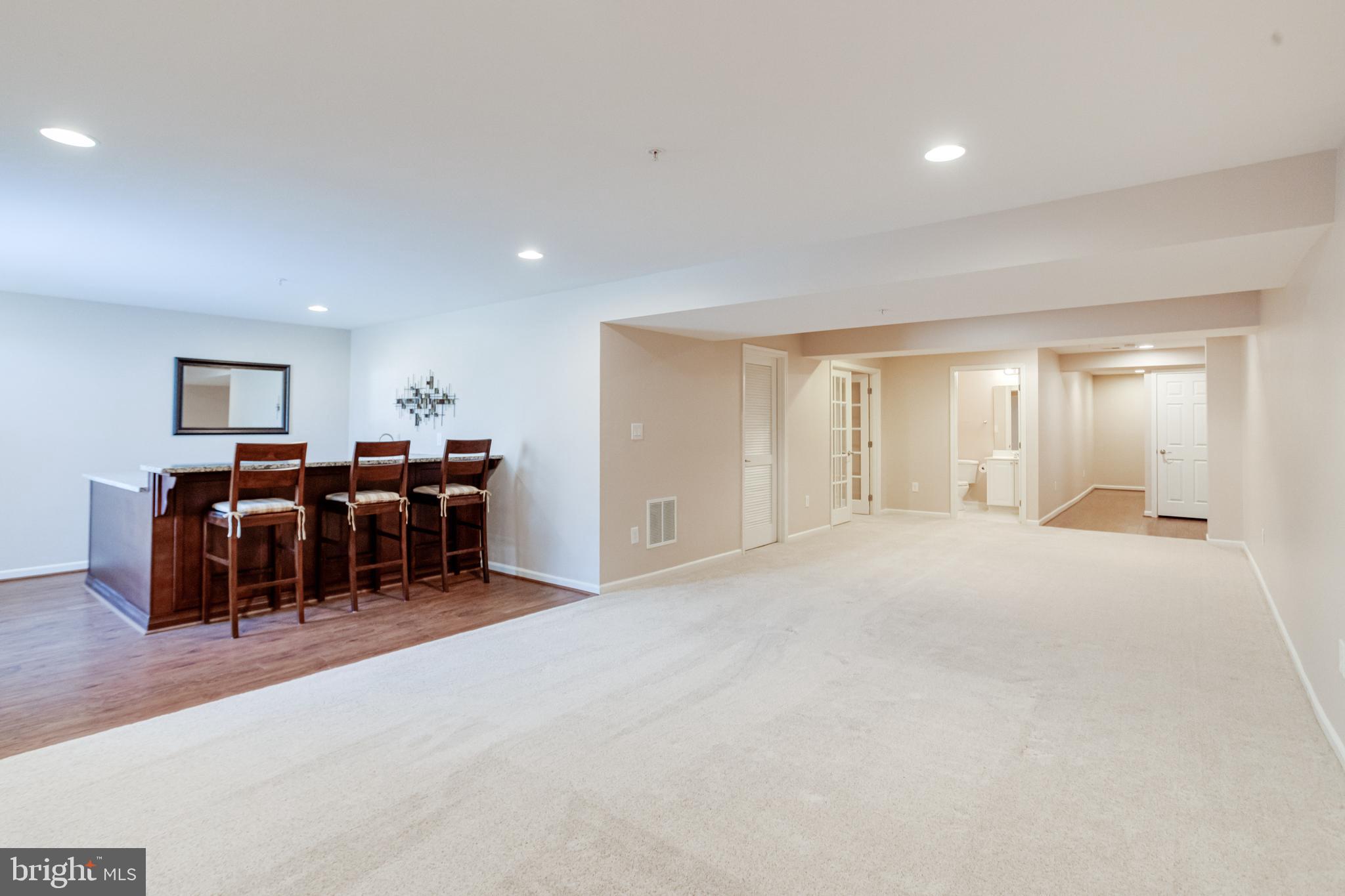 ELLICOTT MEADOWS - Residential