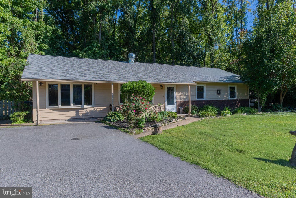 Photo of 601 Buckingham Drive, STEVENSVILLE, MD 21666 (MLS # MDQA2018762)