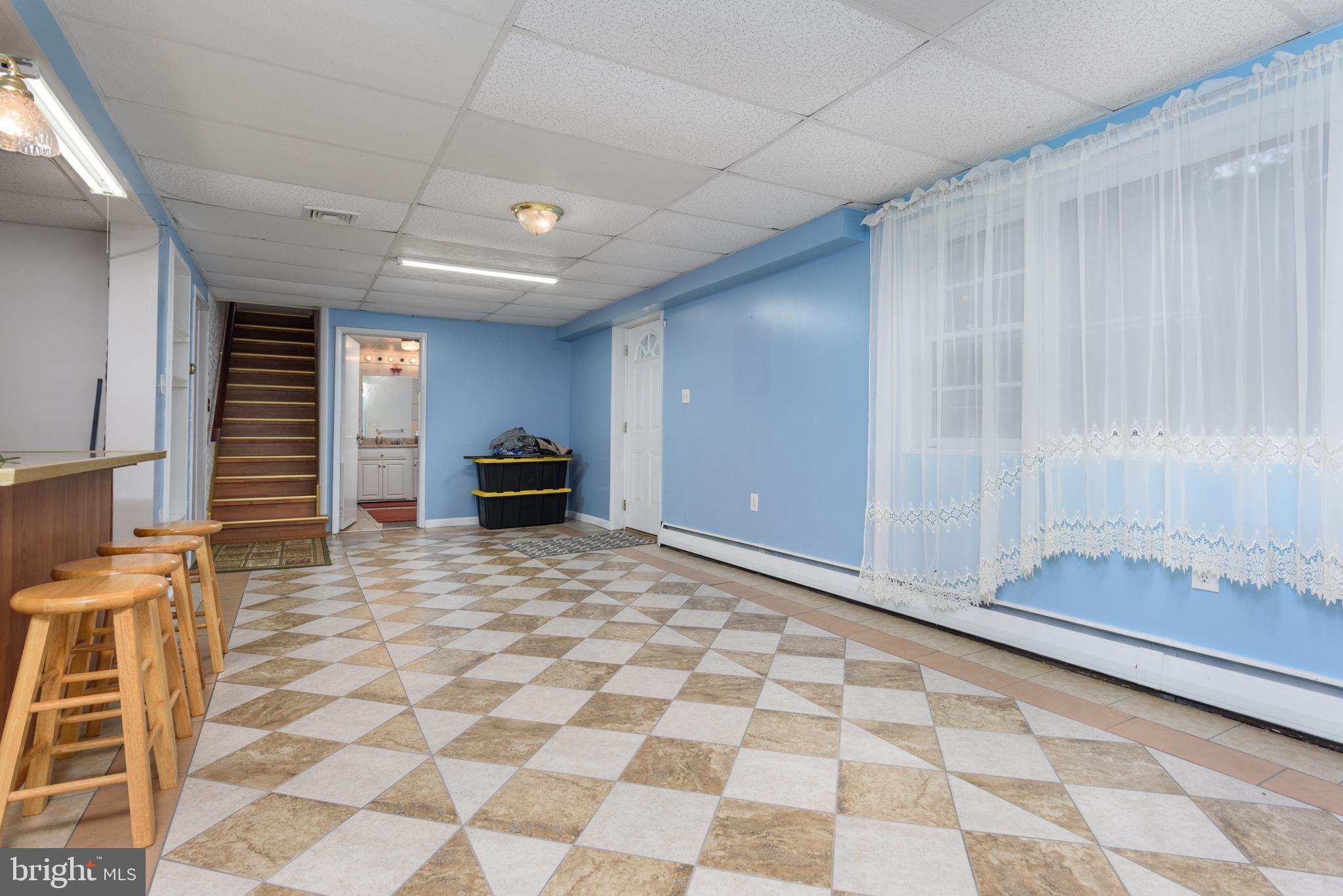 CHAMBERS HILL - Residential