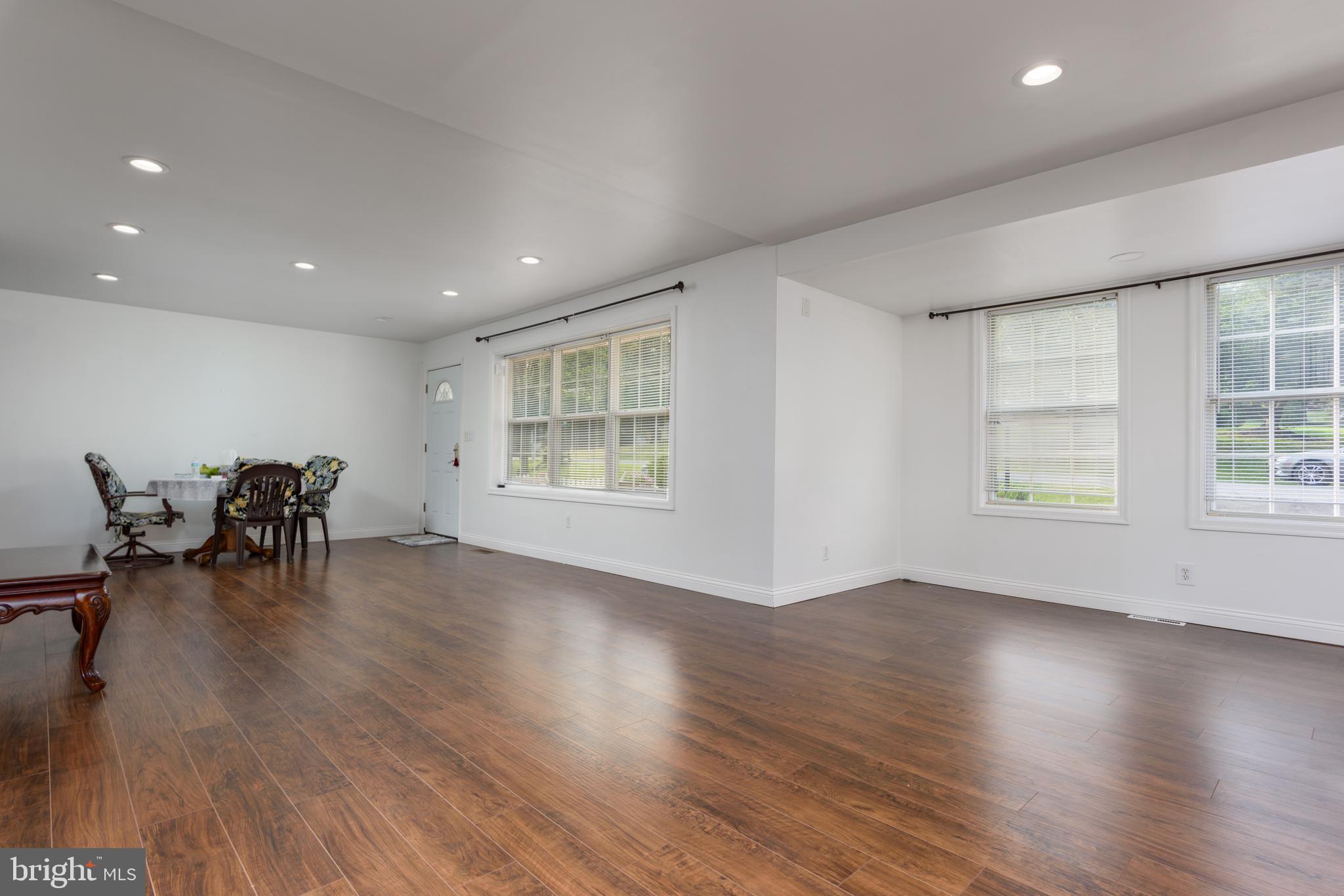 CHAMBERS HILL - Residential