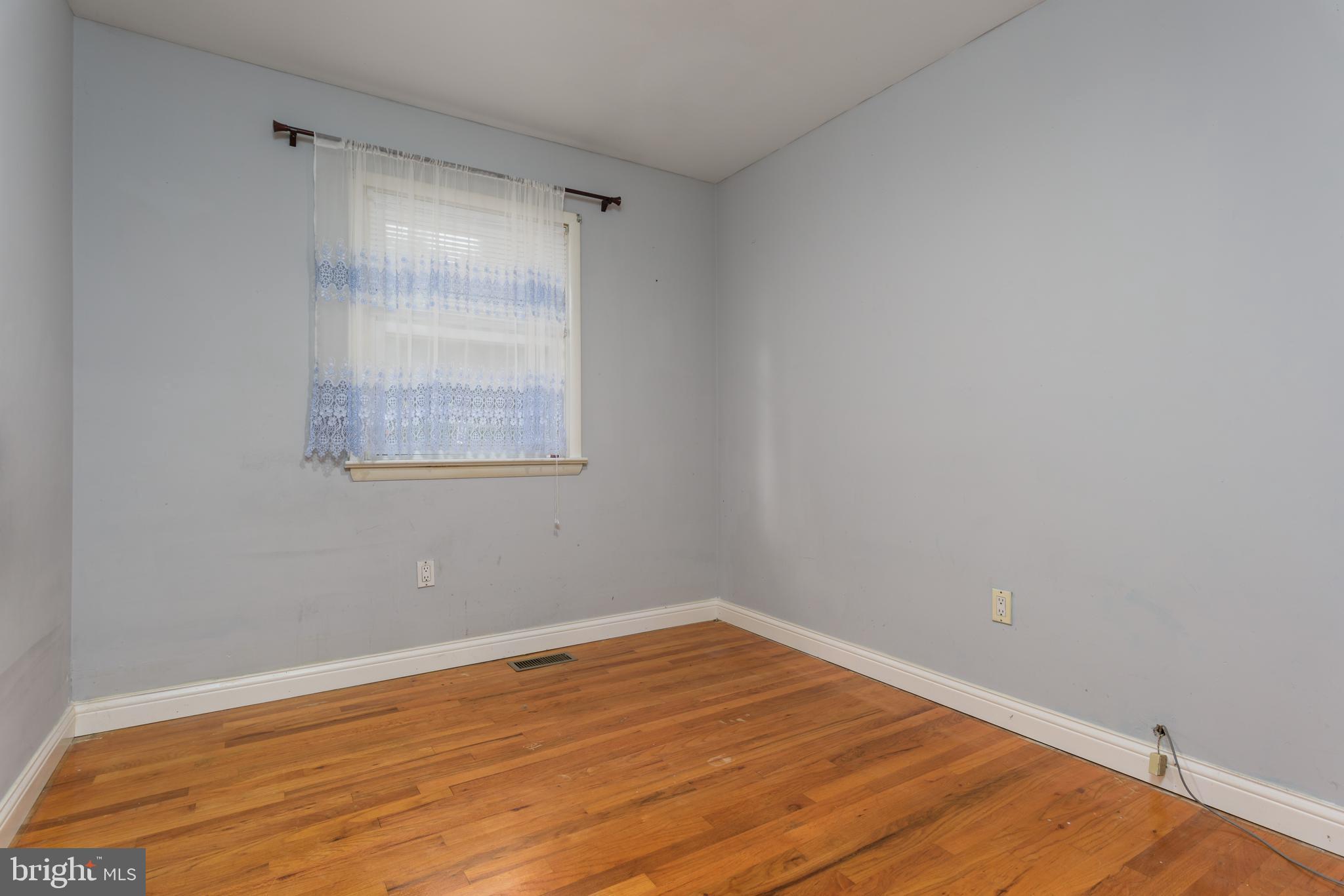 CHAMBERS HILL - Residential