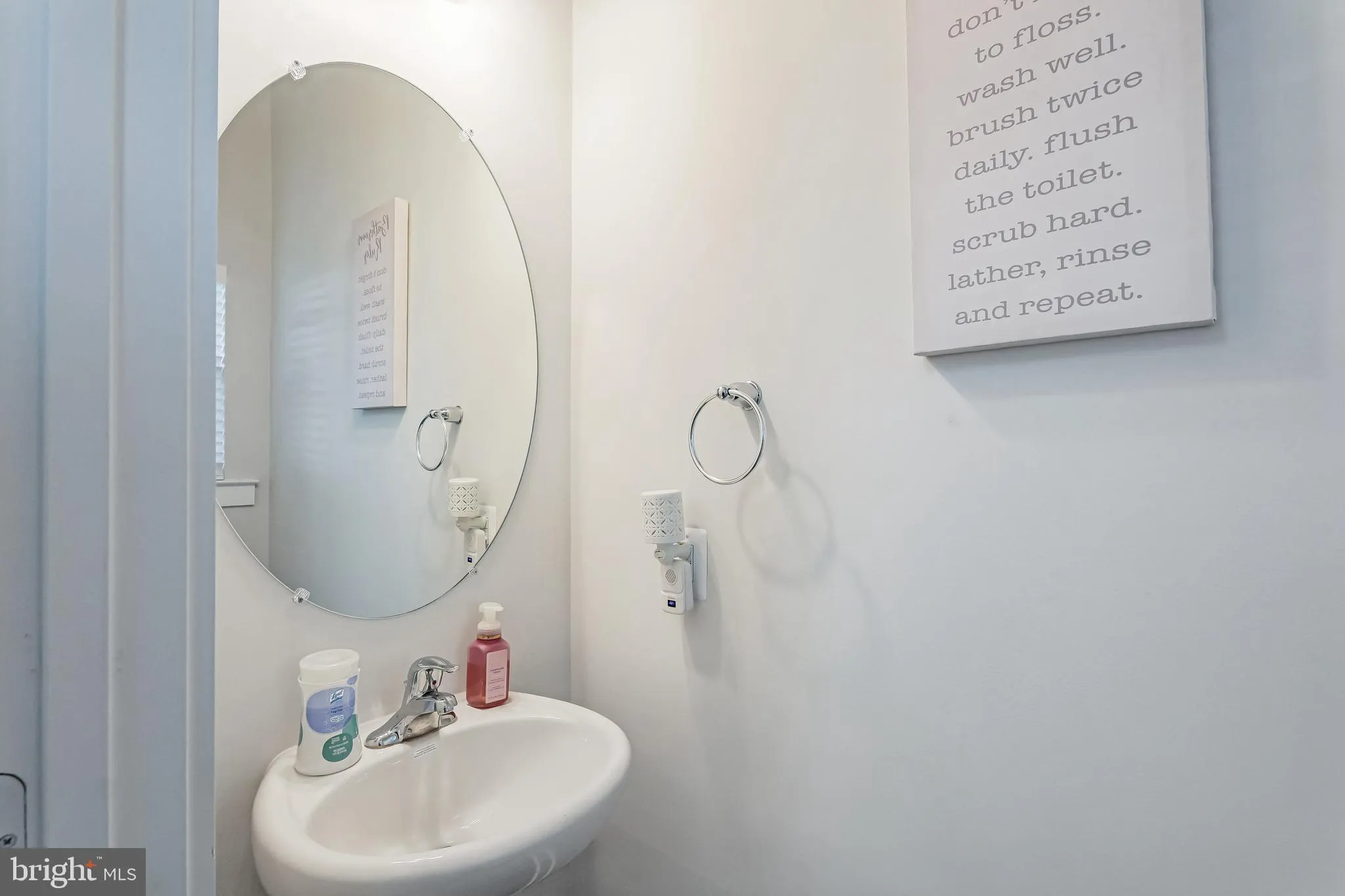 New Windsor, Maryland 21776, United States, 5 Bedrooms Bedrooms, ,4 BathroomsBathrooms,Residential,Active,190849