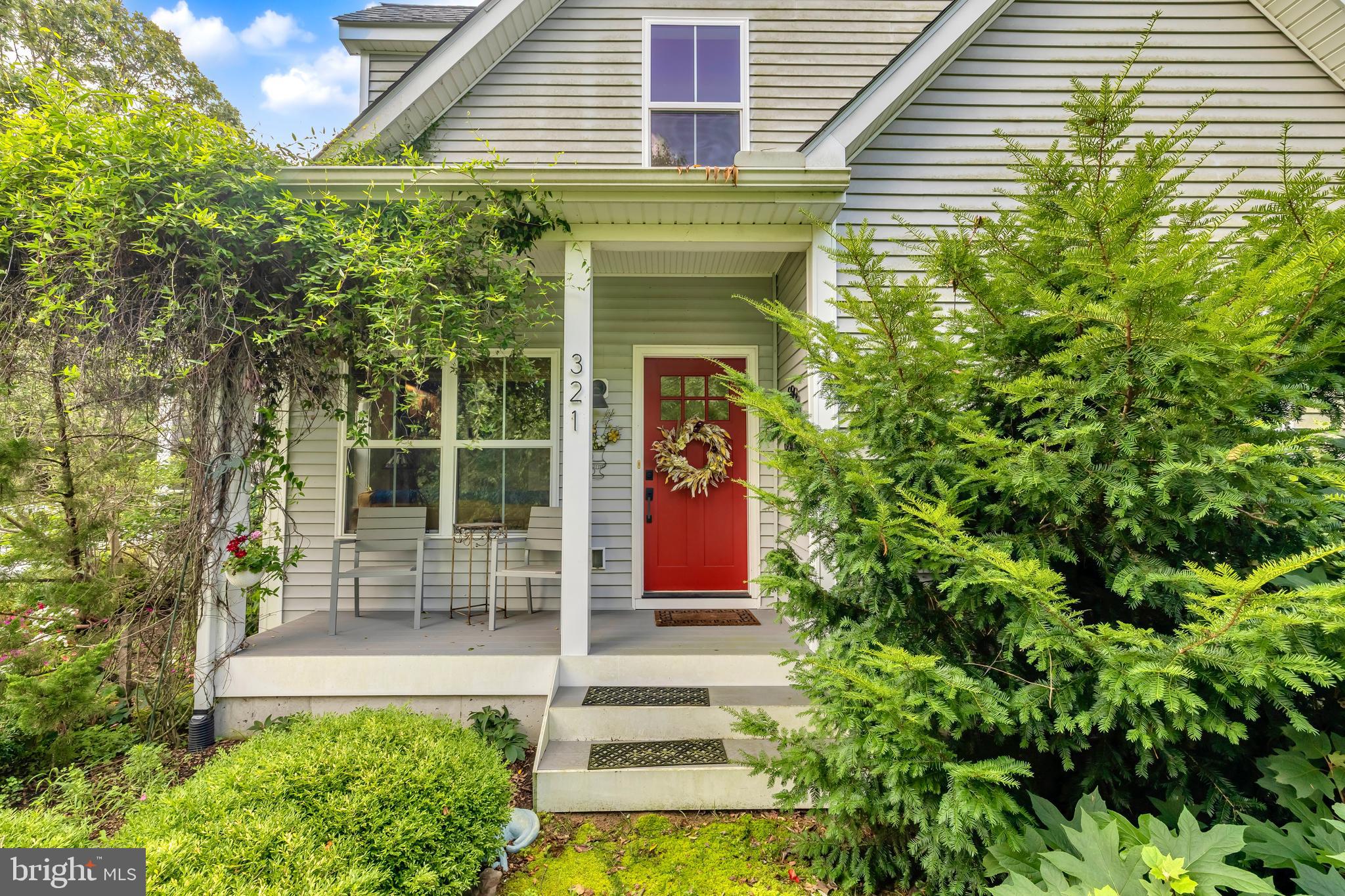 321 FRONT STREET