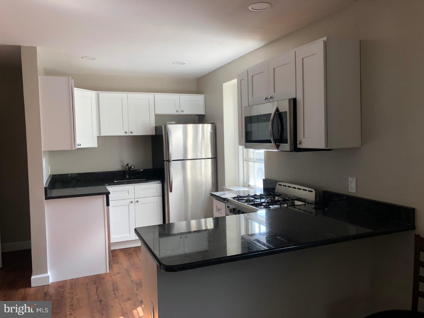 FAIRMOUNT - Residential Lease