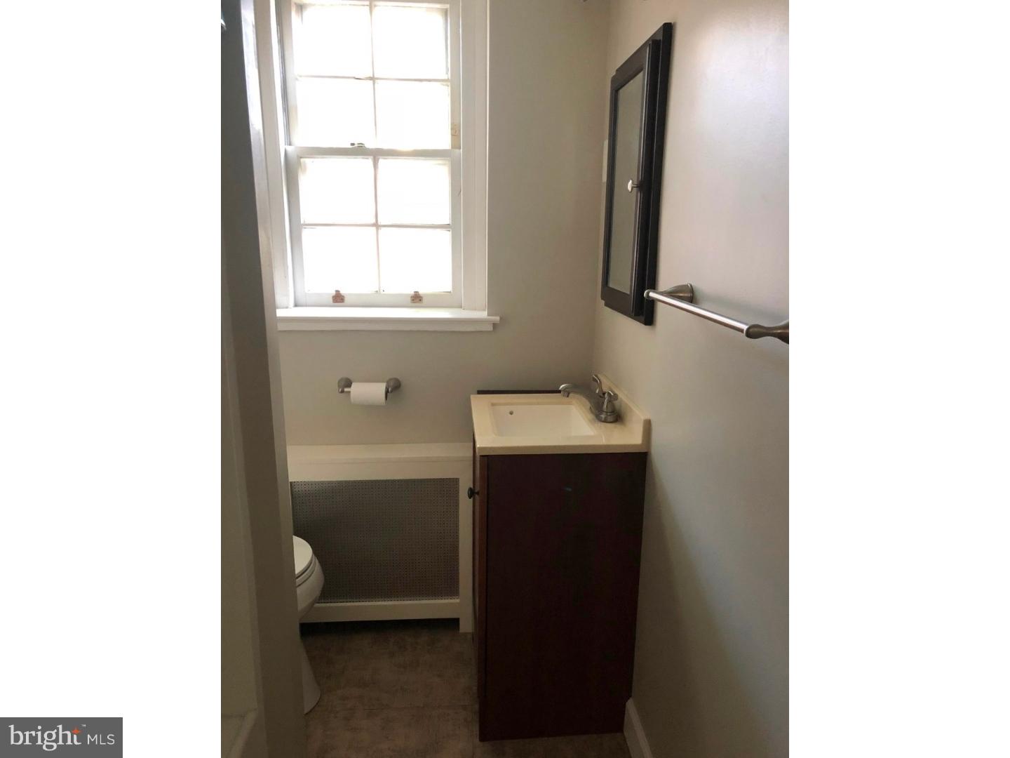 FAIRMOUNT - Residential Lease