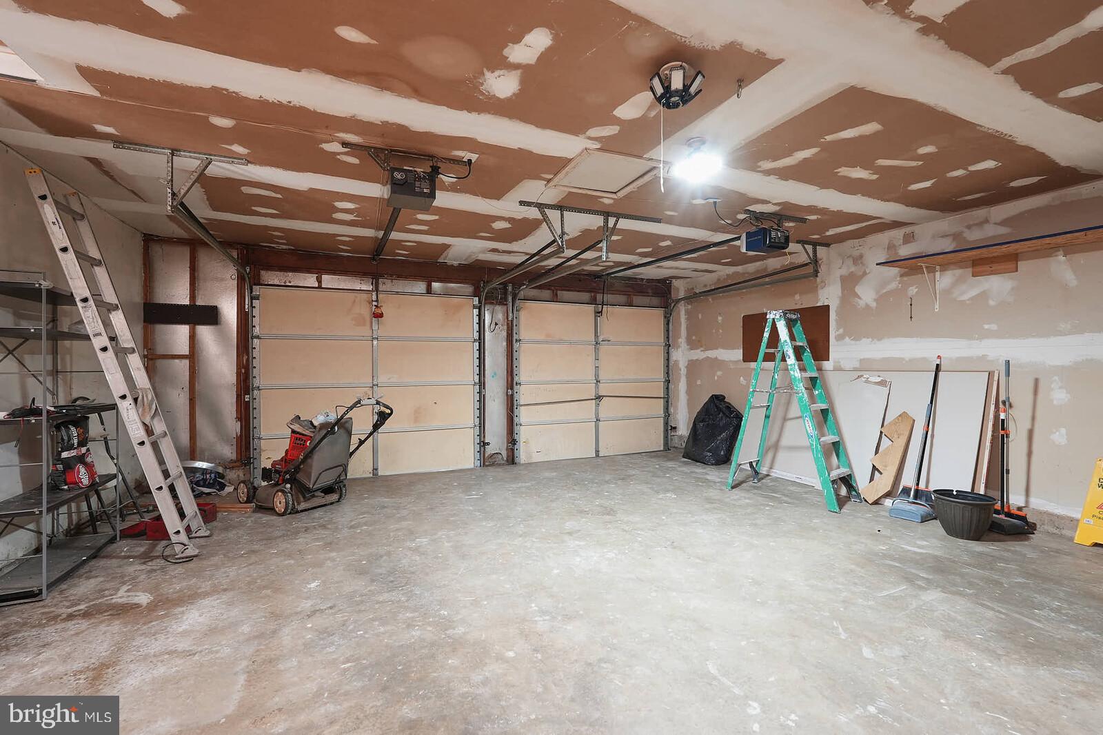 MILL CREEK SOUTH - Residential