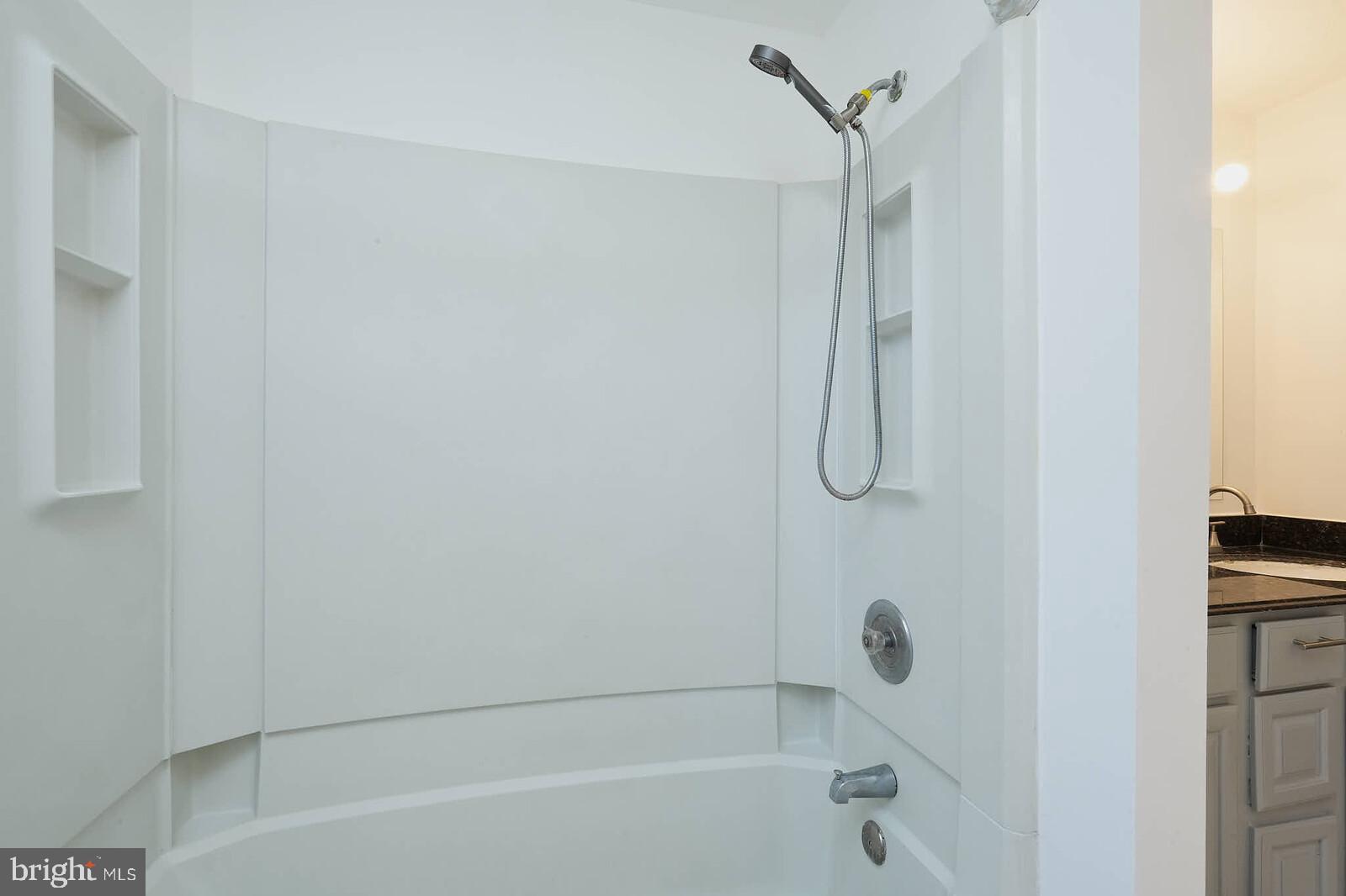 MILL CREEK SOUTH - Residential