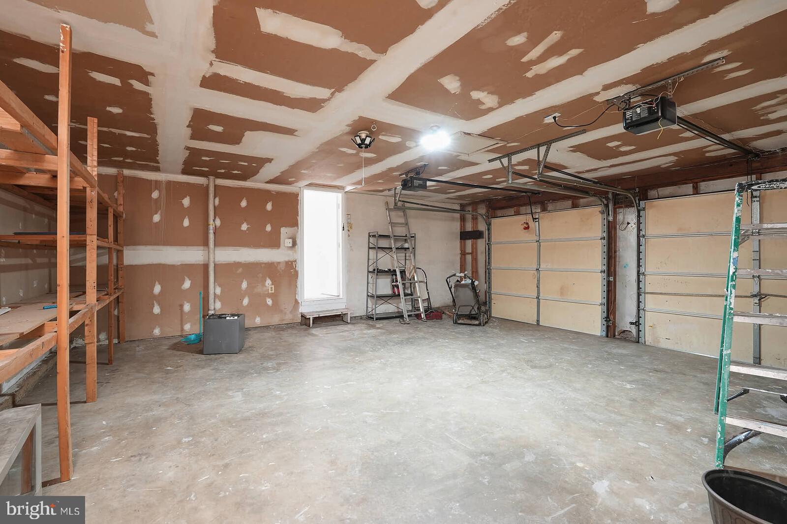 MILL CREEK SOUTH - Residential