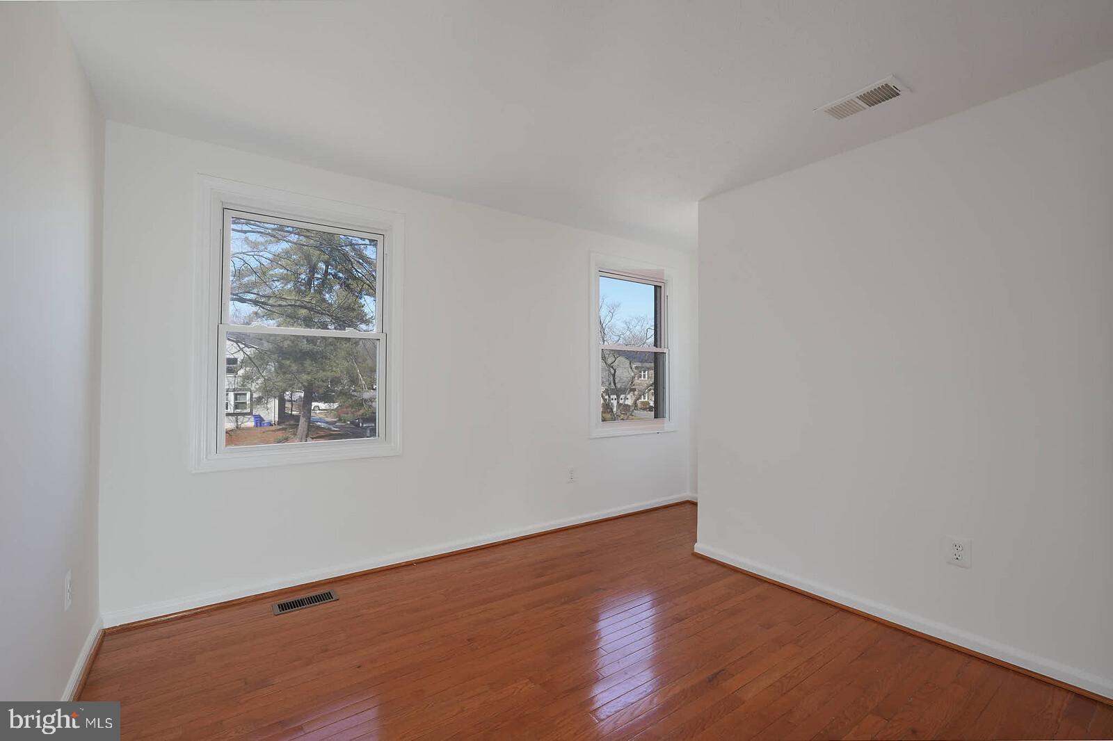 MILL CREEK SOUTH - Residential