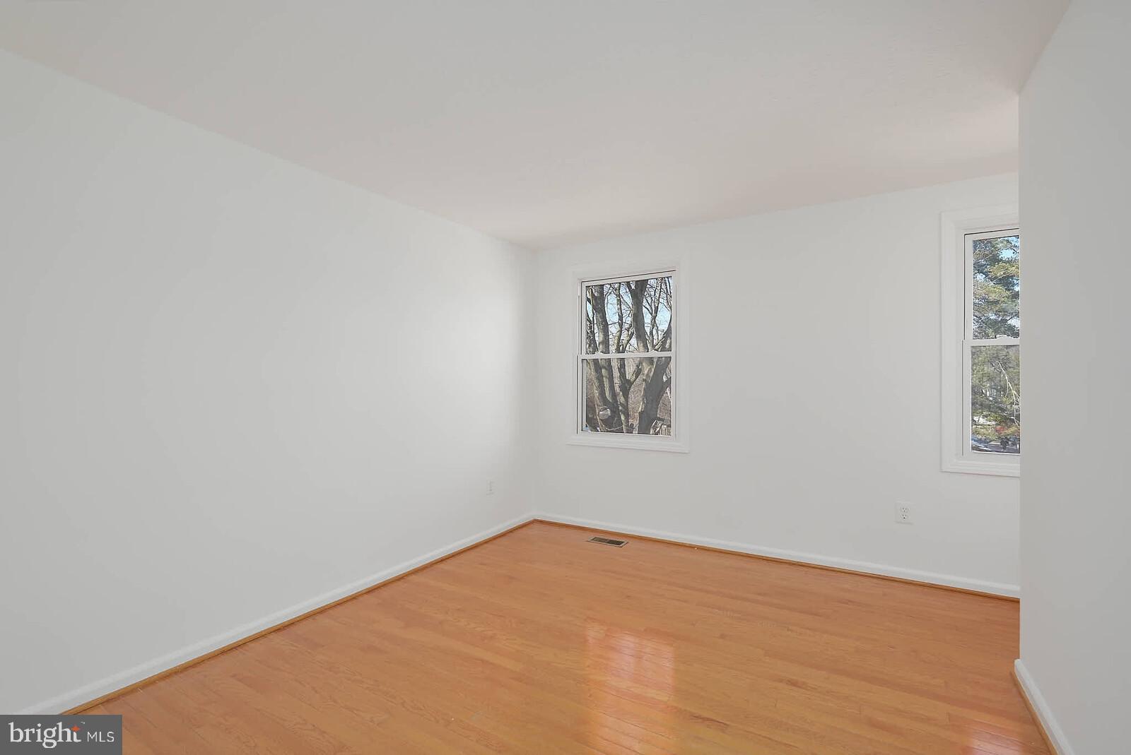 MILL CREEK SOUTH - Residential