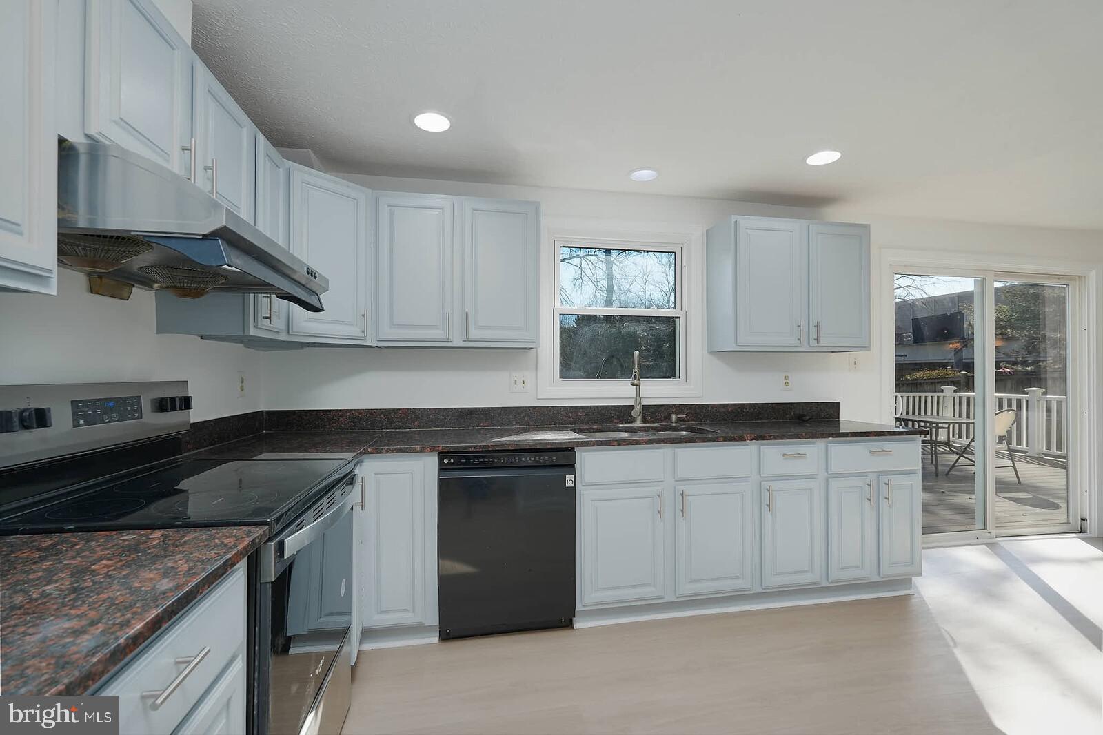 MILL CREEK SOUTH - Residential