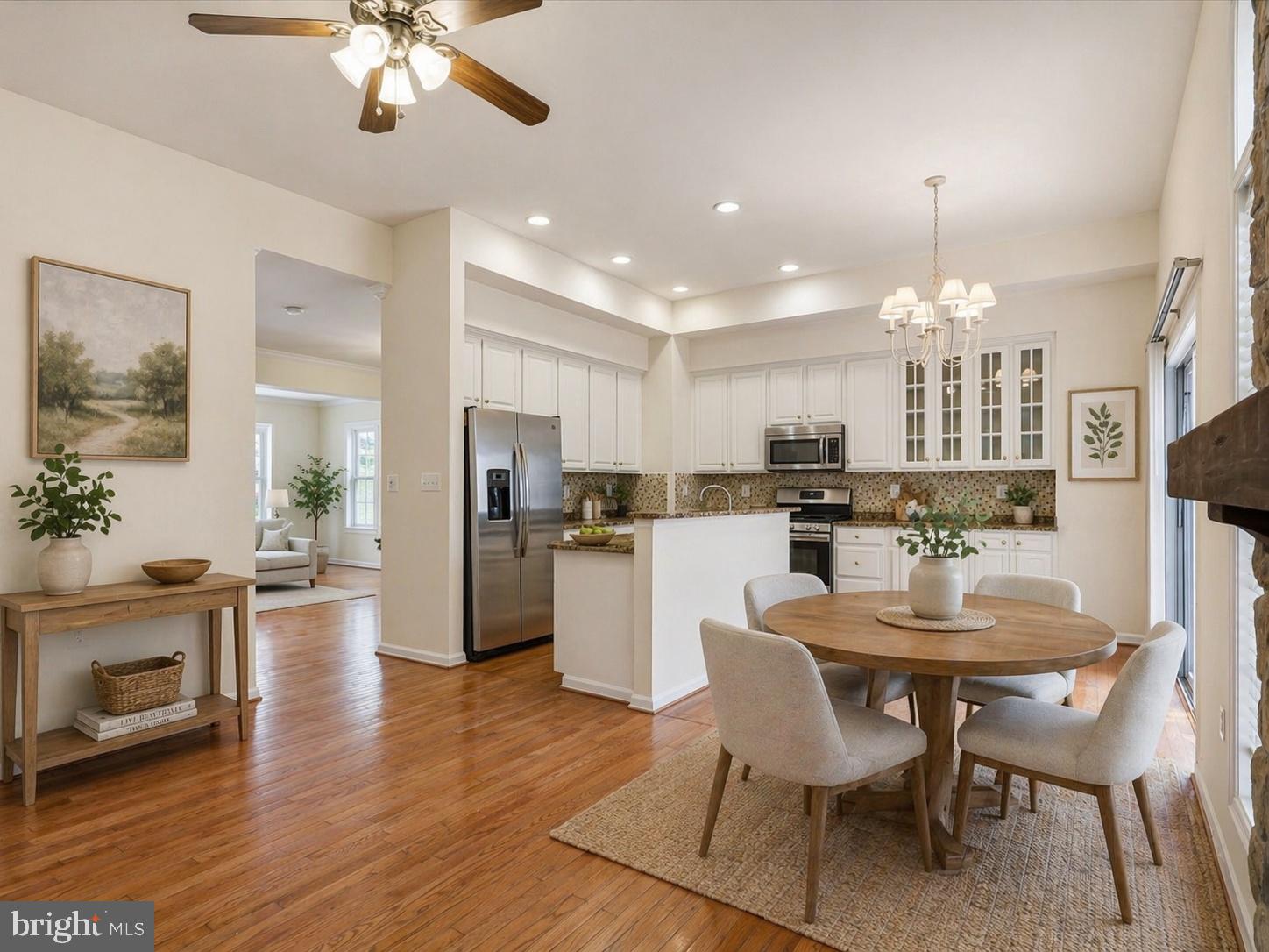 CREEKSIDE - Residential