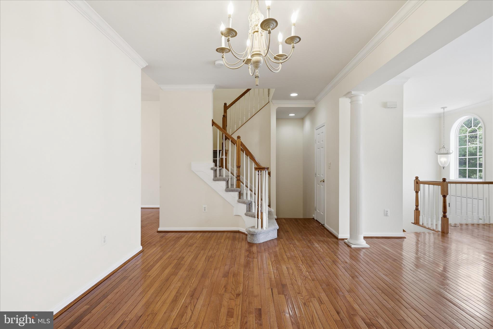 CREEKSIDE - Residential