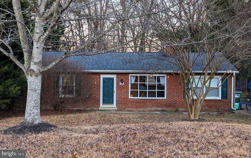 Welcome home to 10 Hickory Ridge rd in South Stafford.    This home offers one level living with no HOA and close proximity to the VRE!  It has  3 bedrooms 2 bathrooms with a fenced in back yard.  When you walk through the front door you will see a beautiful brick fireplace in the living room and another brick fireplace in the roomy den.  With some TLC this home will shine like new again.