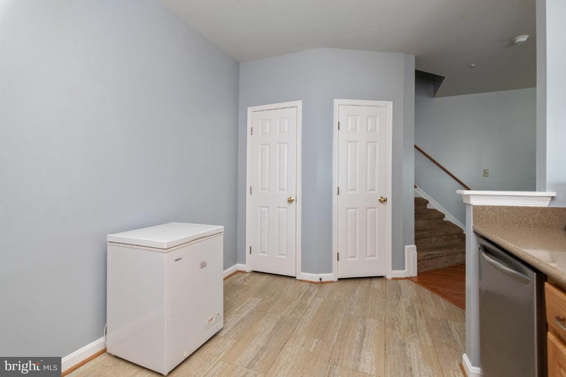 SEVEN OAKS - Residential