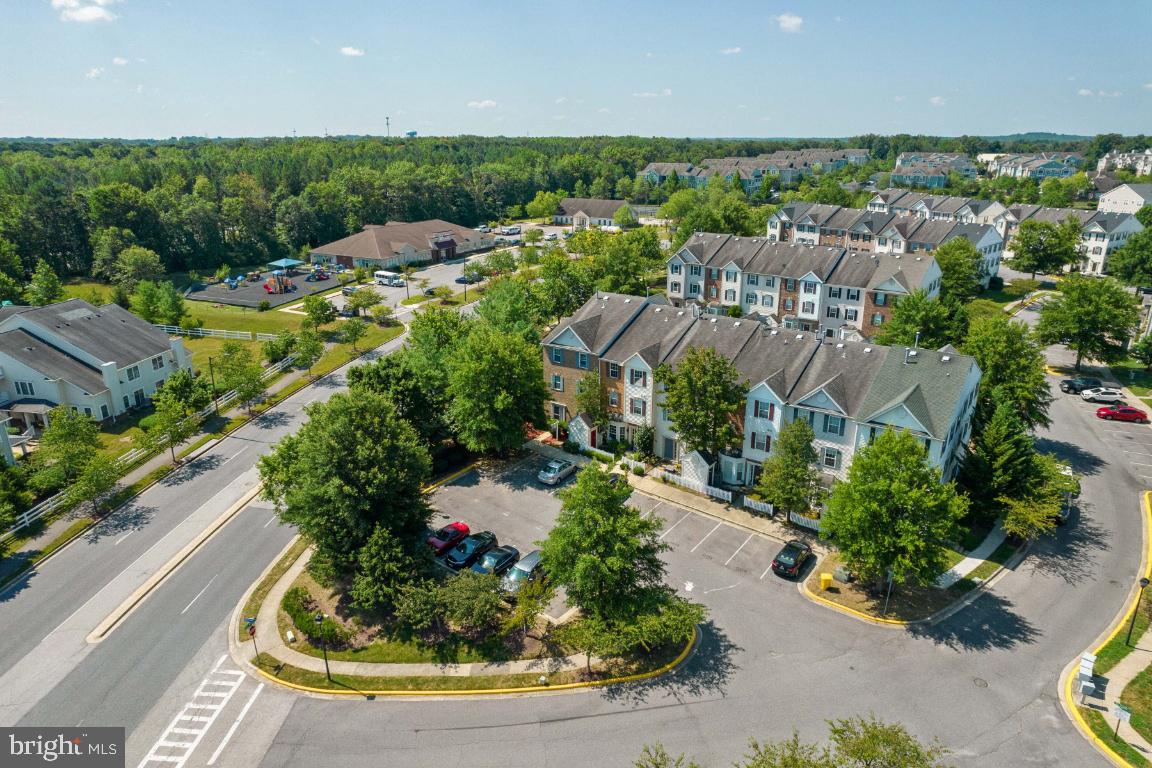 SEVEN OAKS - Residential