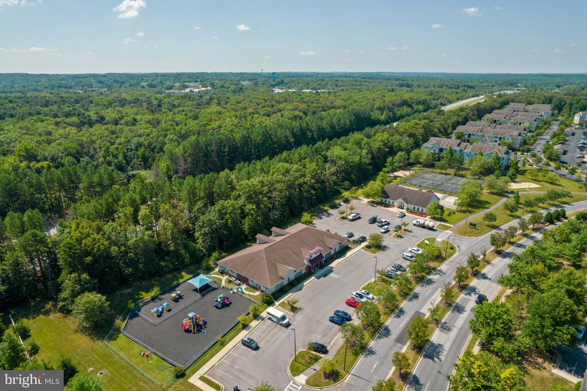 SEVEN OAKS - Residential