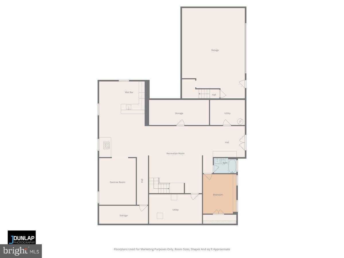 LAKE FOREST ESTATES - Residential