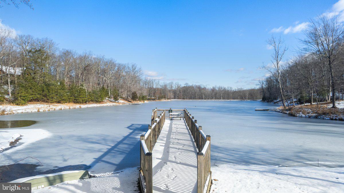 LAKE FOREST ESTATES - Residential