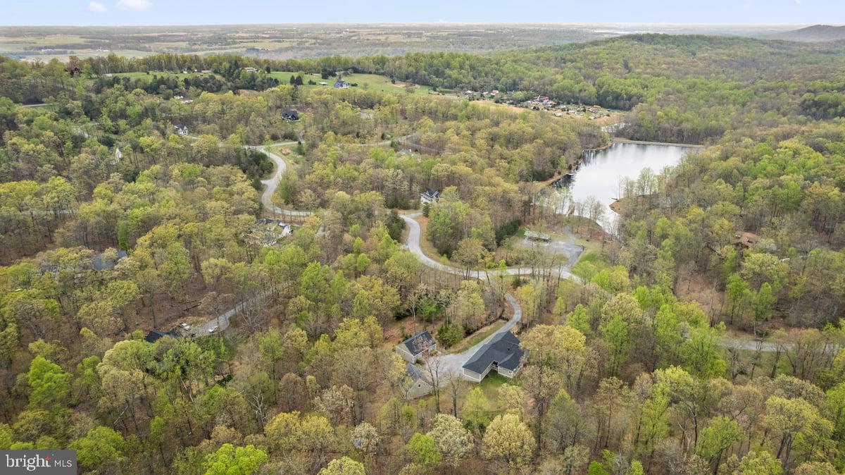 LAKE FOREST ESTATES - Residential