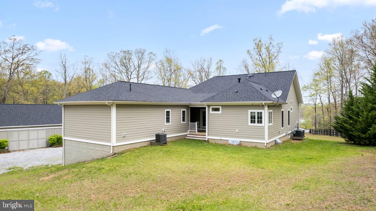 LAKE FOREST ESTATES - Residential