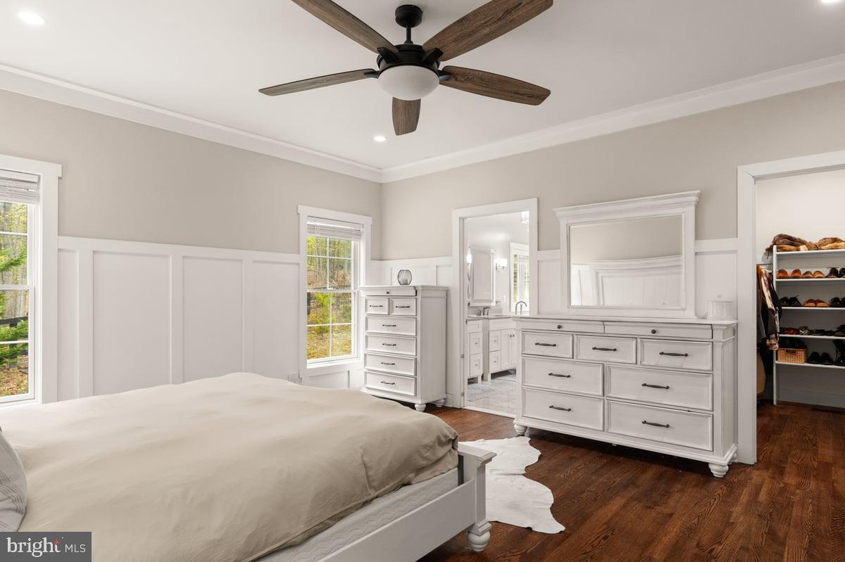 LAKE FOREST ESTATES - Residential