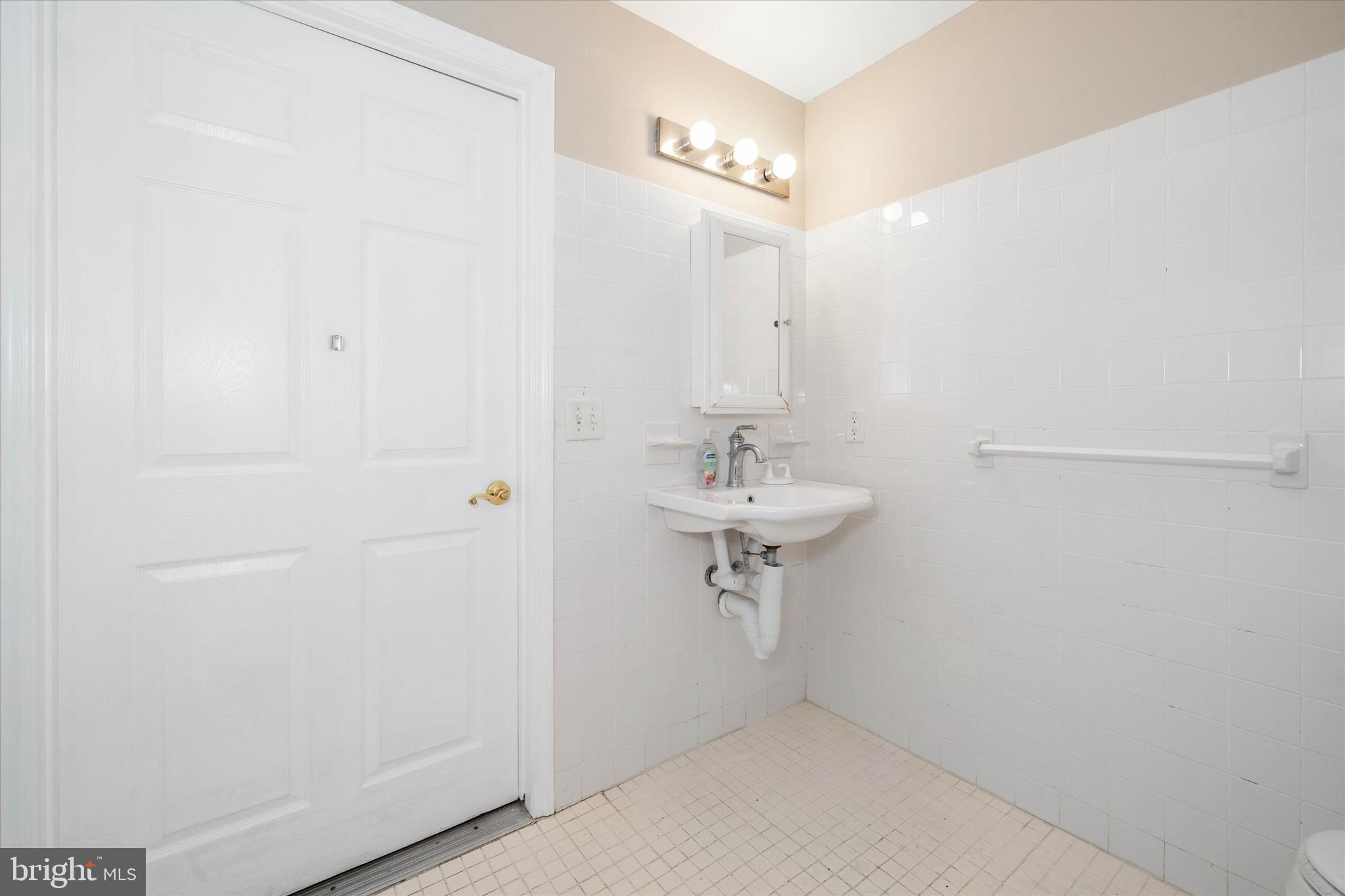 LONGWOOD - Residential