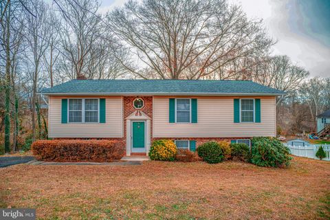 Photo of 4 Payton Court, FREDERICKSBURG, VA 22405 (MLS # VAST2044494)