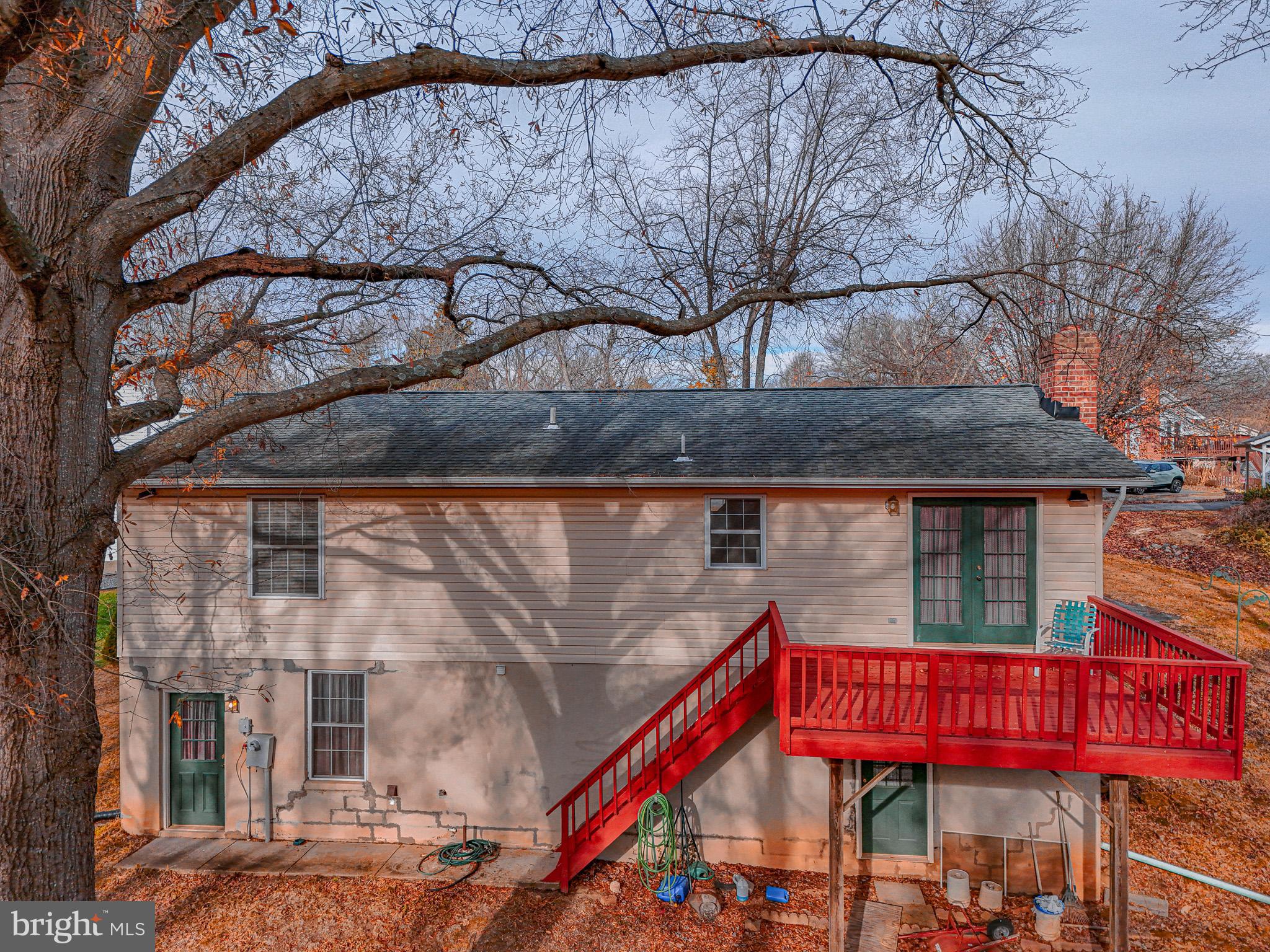 GRAFTON VILLAGE - Residential