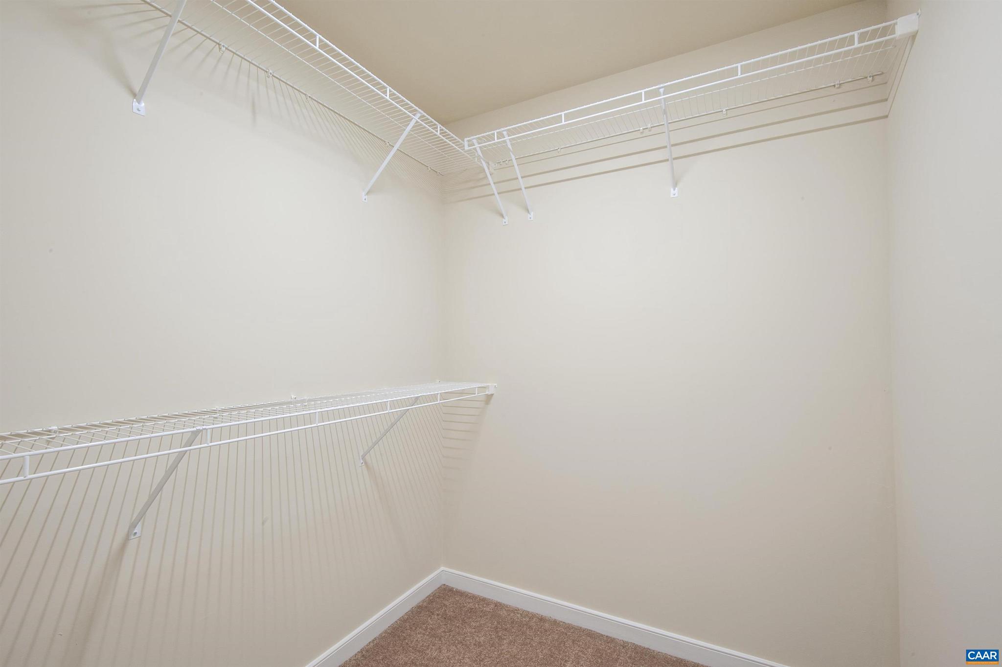 LAKE MONTICELLO - Residential