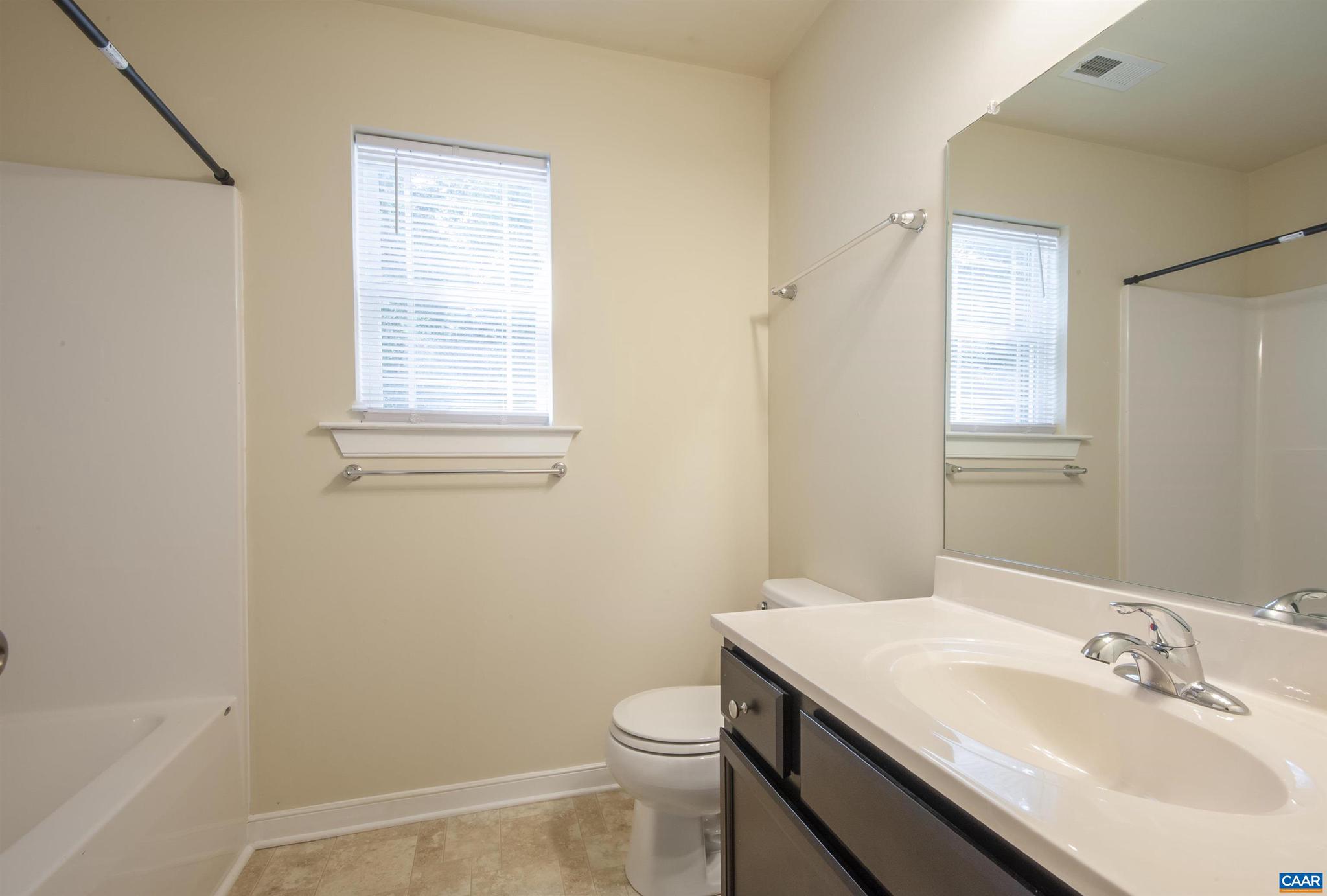 LAKE MONTICELLO - Residential