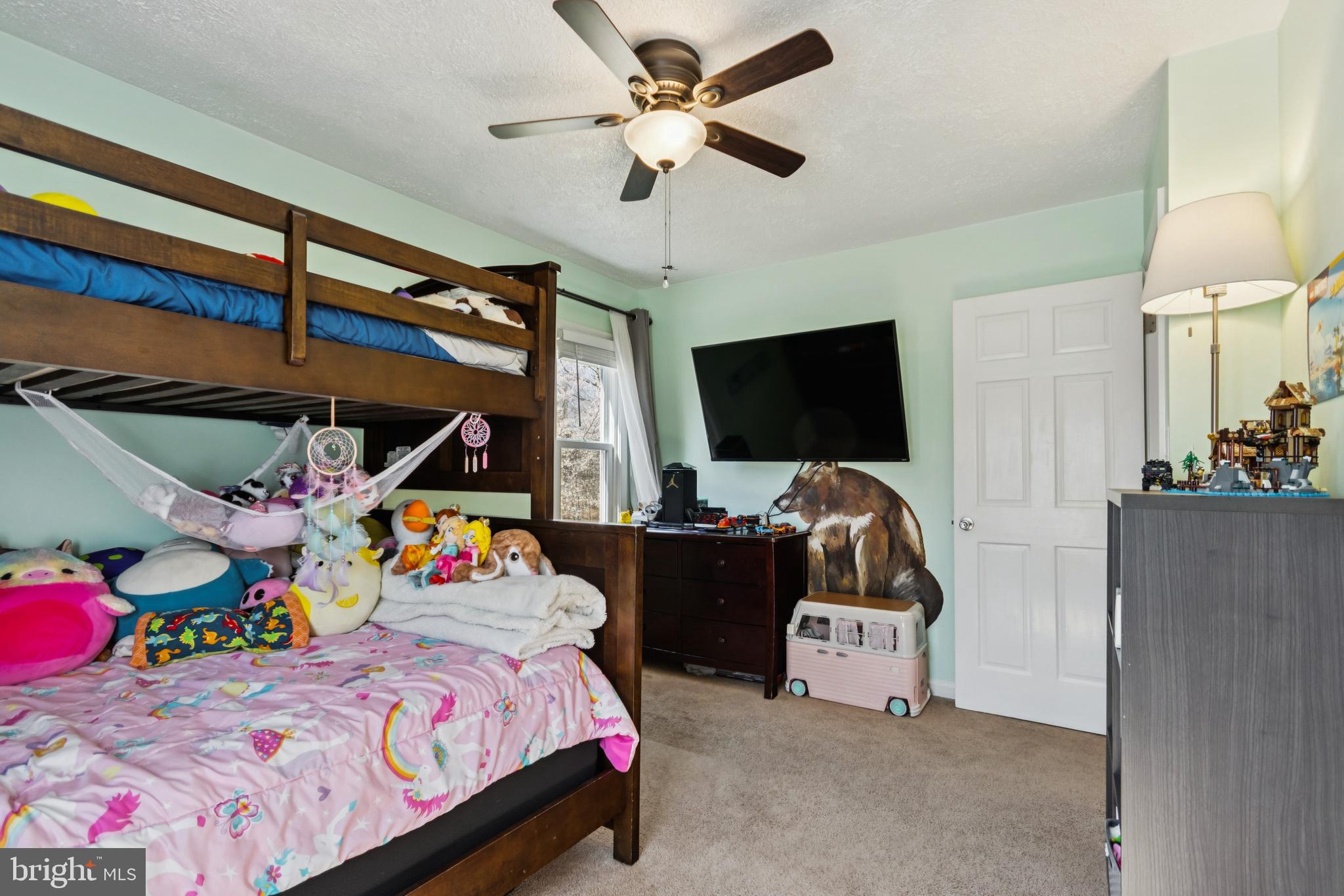 RHOADESVILLE - Residential