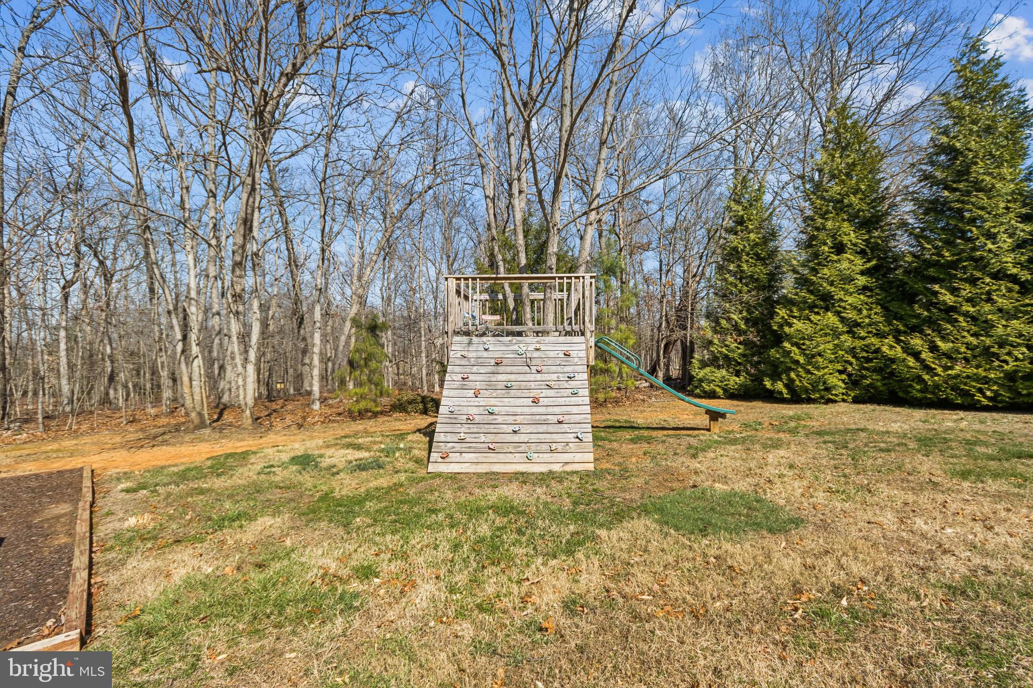 RHOADESVILLE - Residential