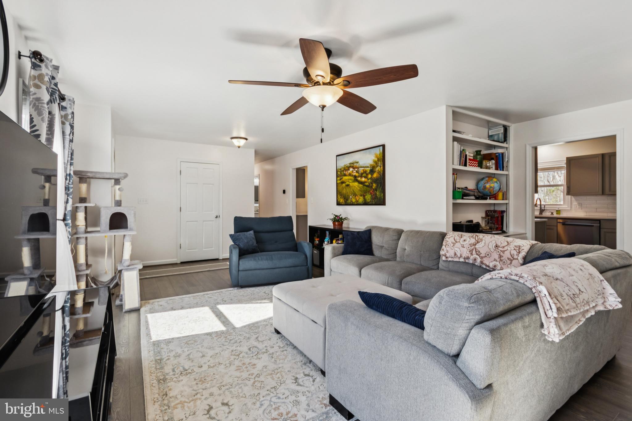 RHOADESVILLE - Residential