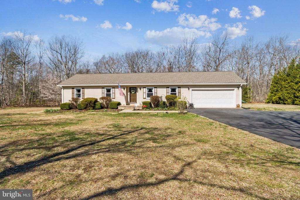 Photo of 8174 Black Walnut Run Rd, RHOADESVILLE, VA 22542 (MLS # VAOR2013636)