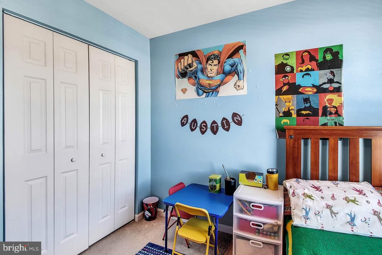 JACKSON HEIGHTS - Residential