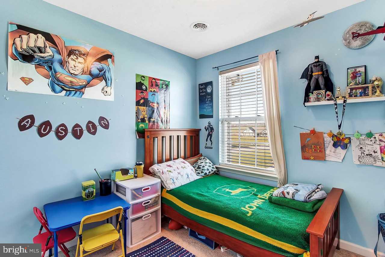 JACKSON HEIGHTS - Residential