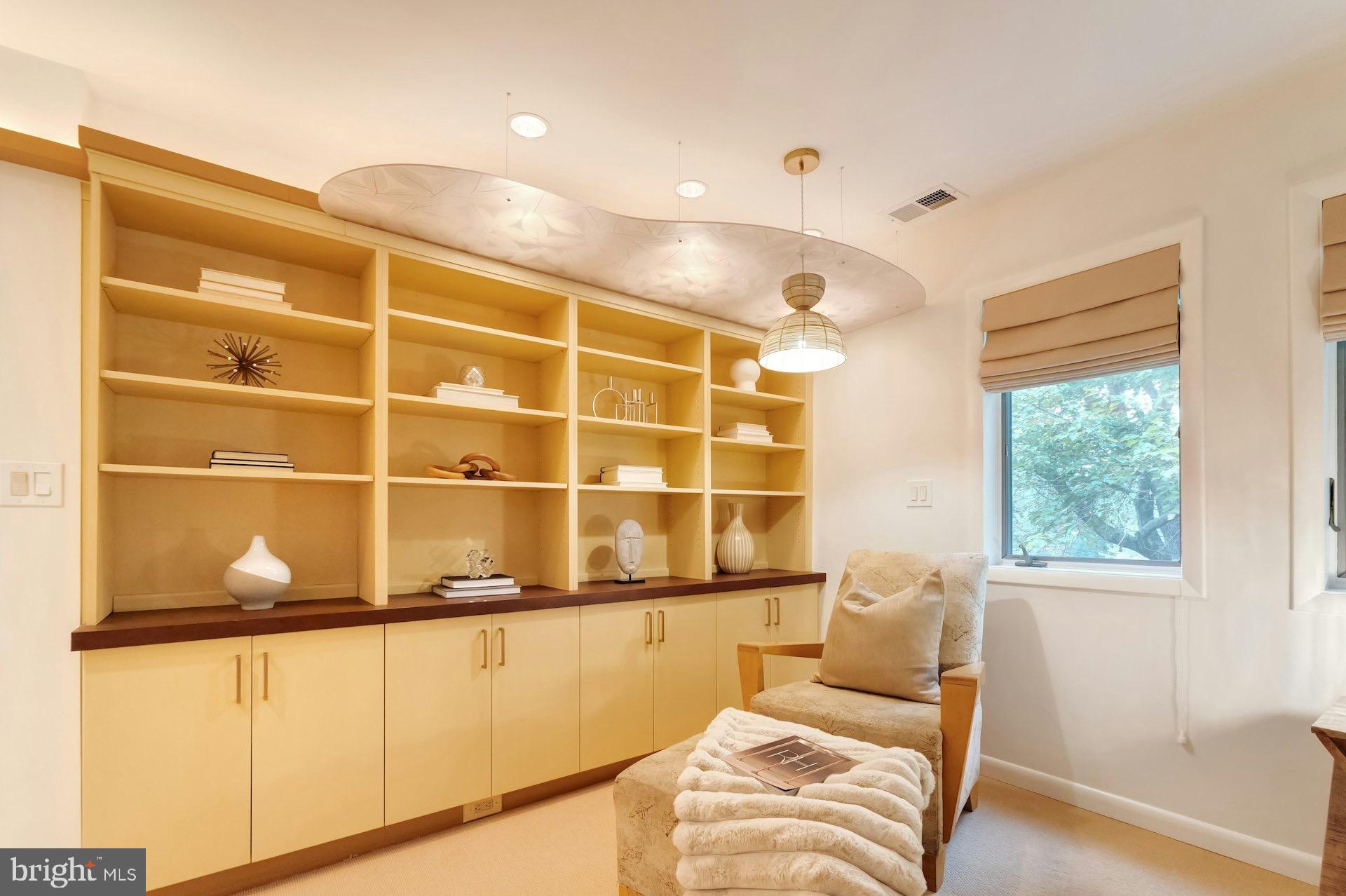 WOODSFIELD - Residential