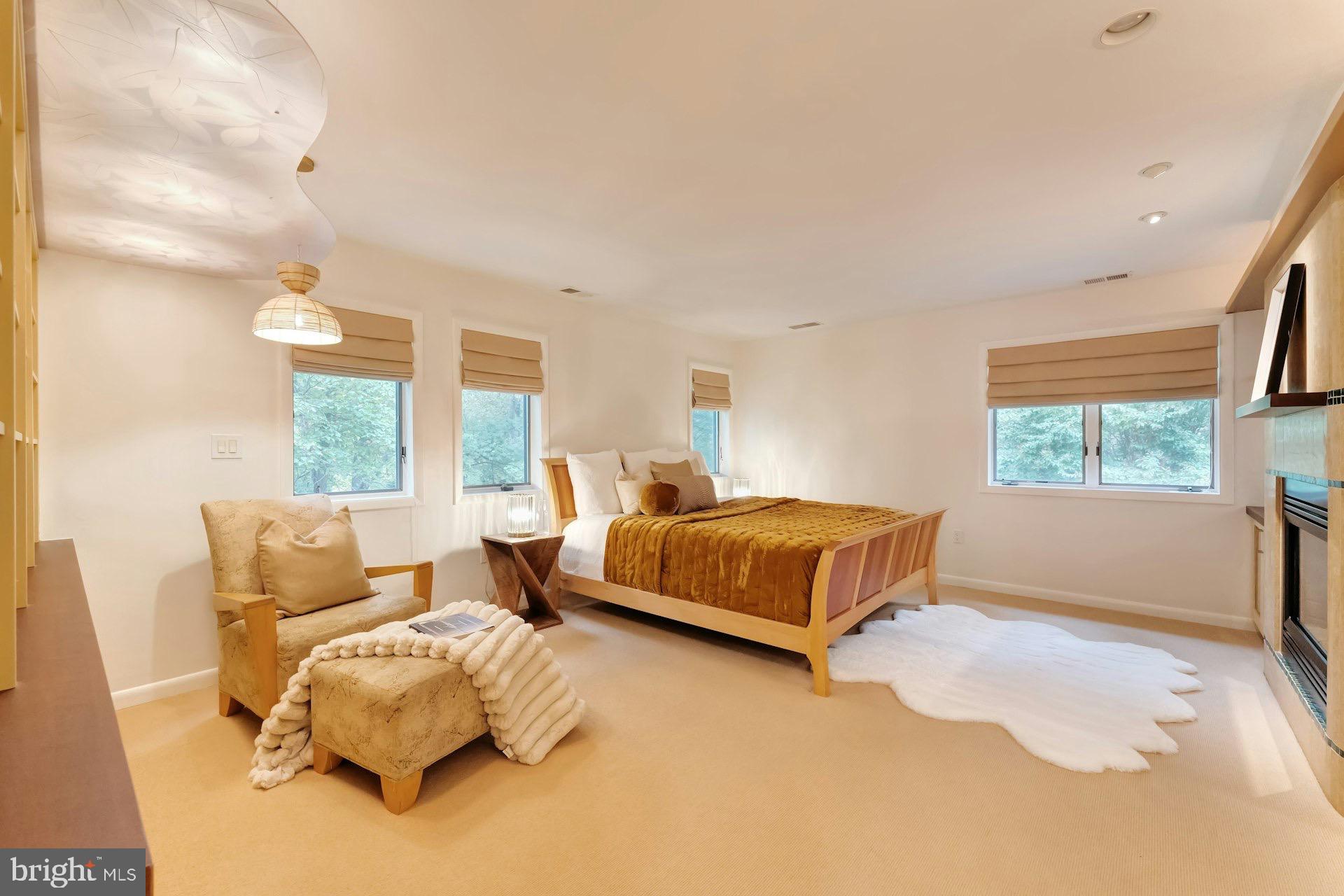 WOODSFIELD - Residential