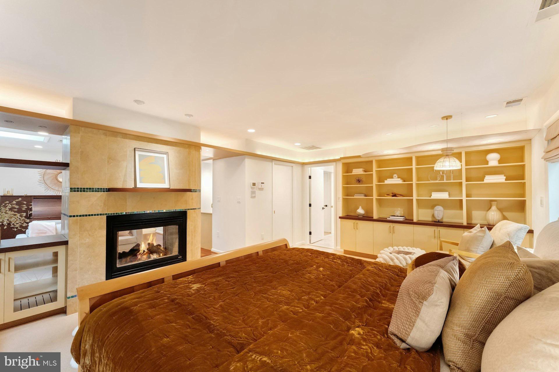 WOODSFIELD - Residential