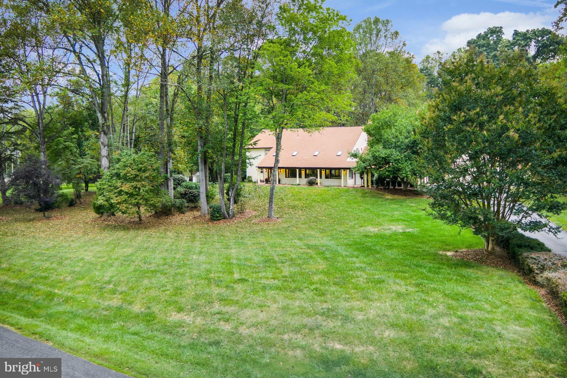 WOODSFIELD - Residential