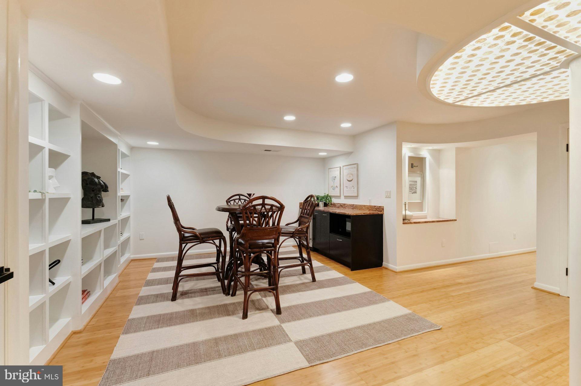 WOODSFIELD - Residential