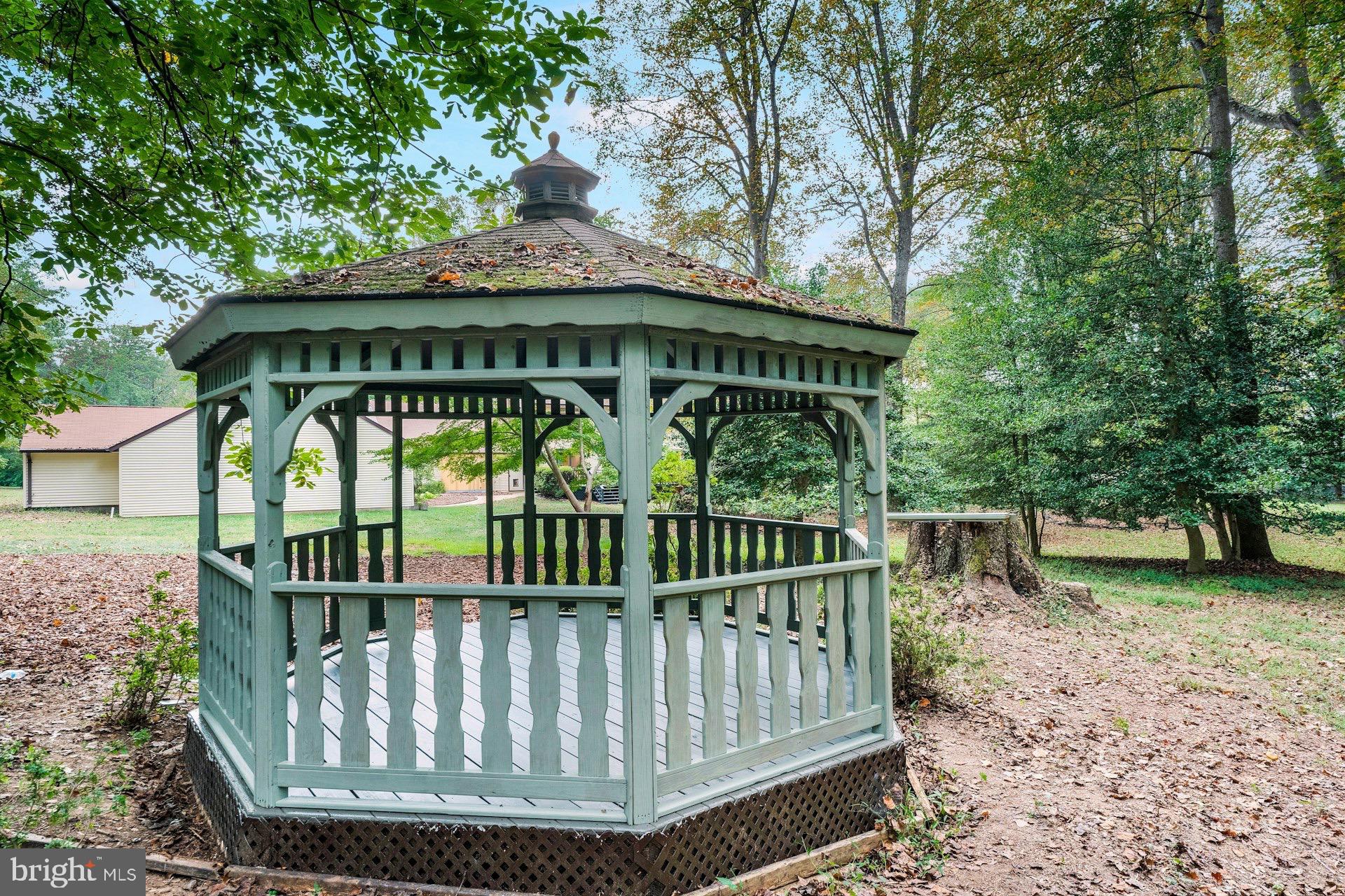 WOODSFIELD - Residential