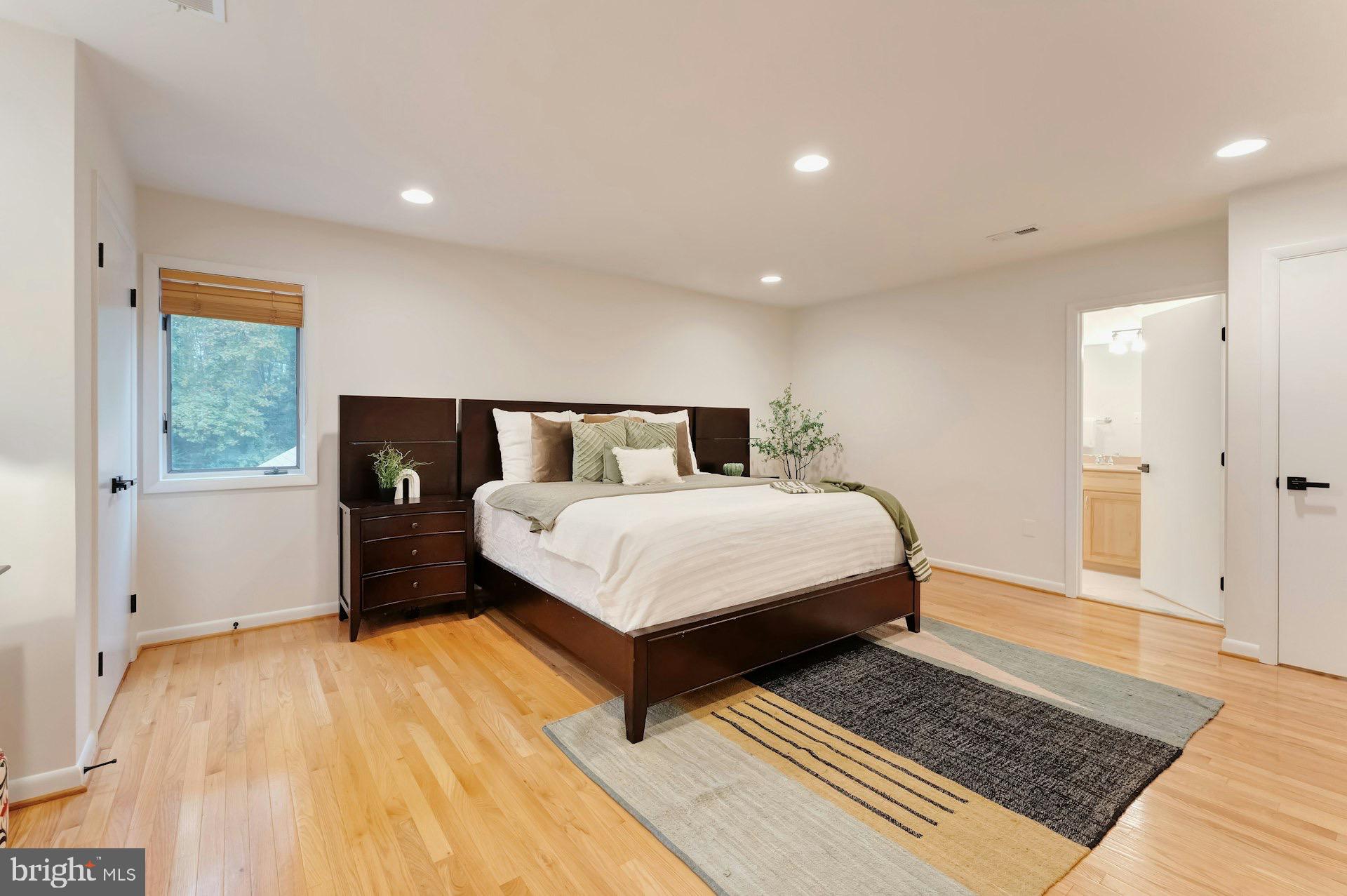 WOODSFIELD - Residential