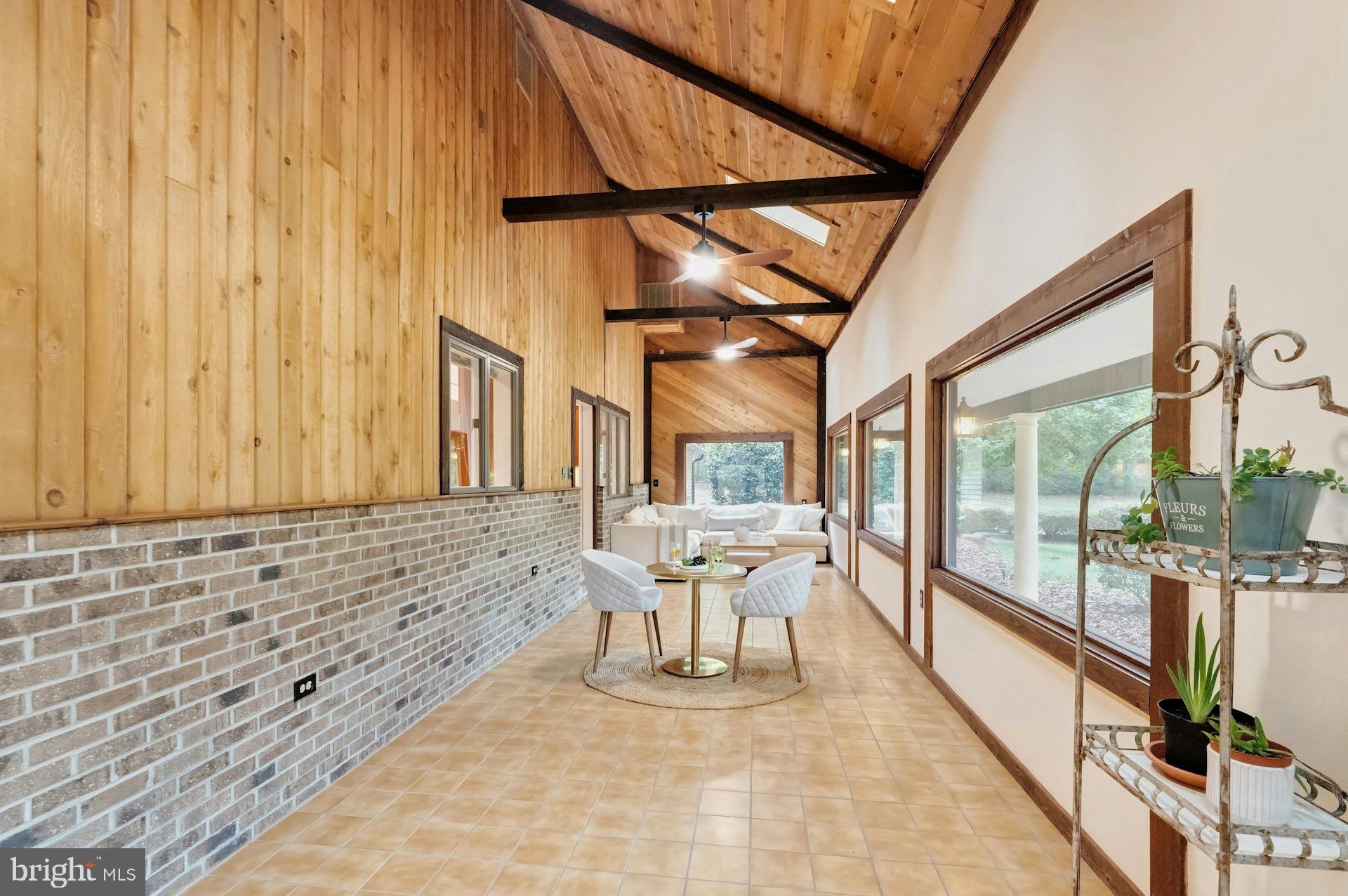 WOODSFIELD - Residential