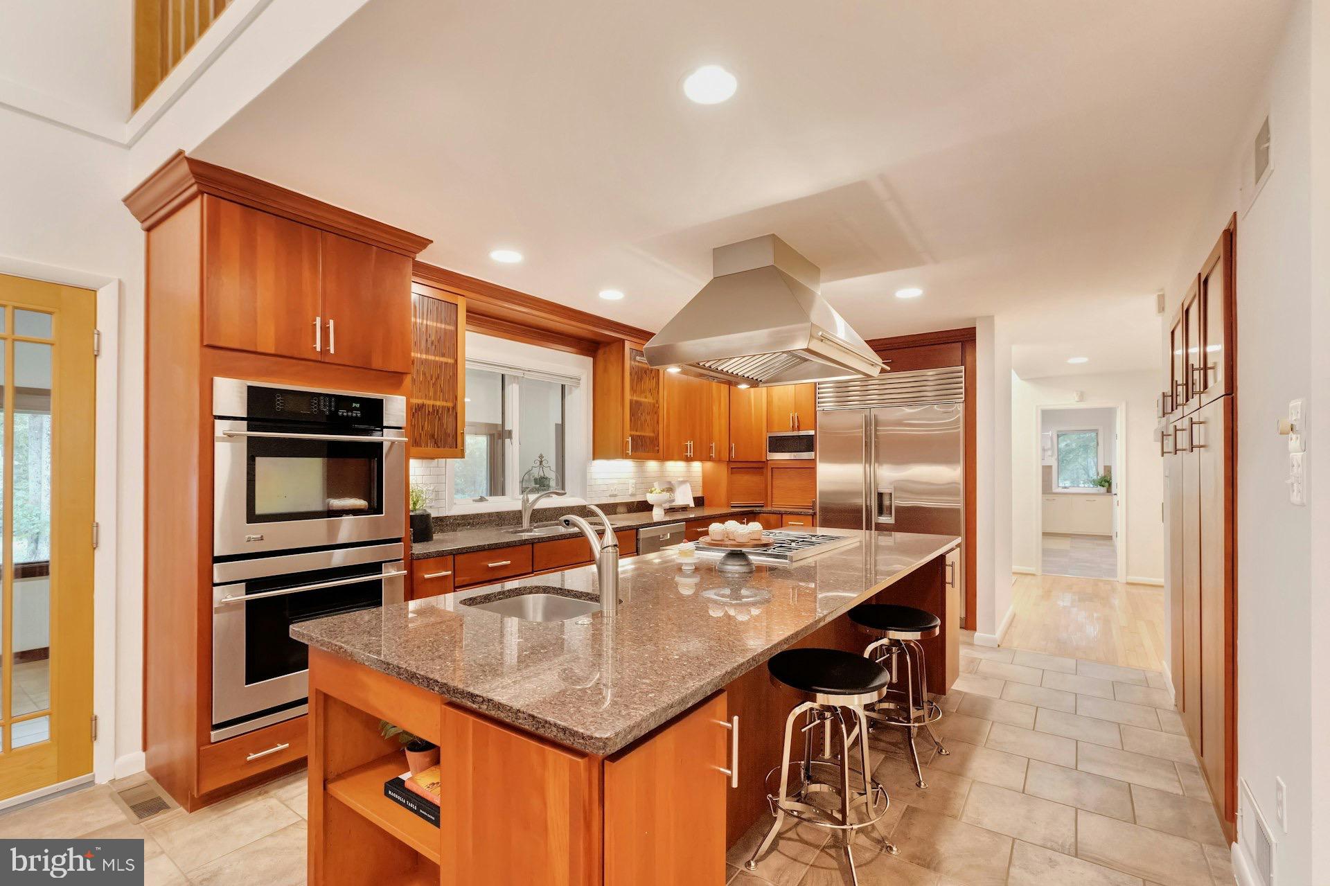 WOODSFIELD - Residential