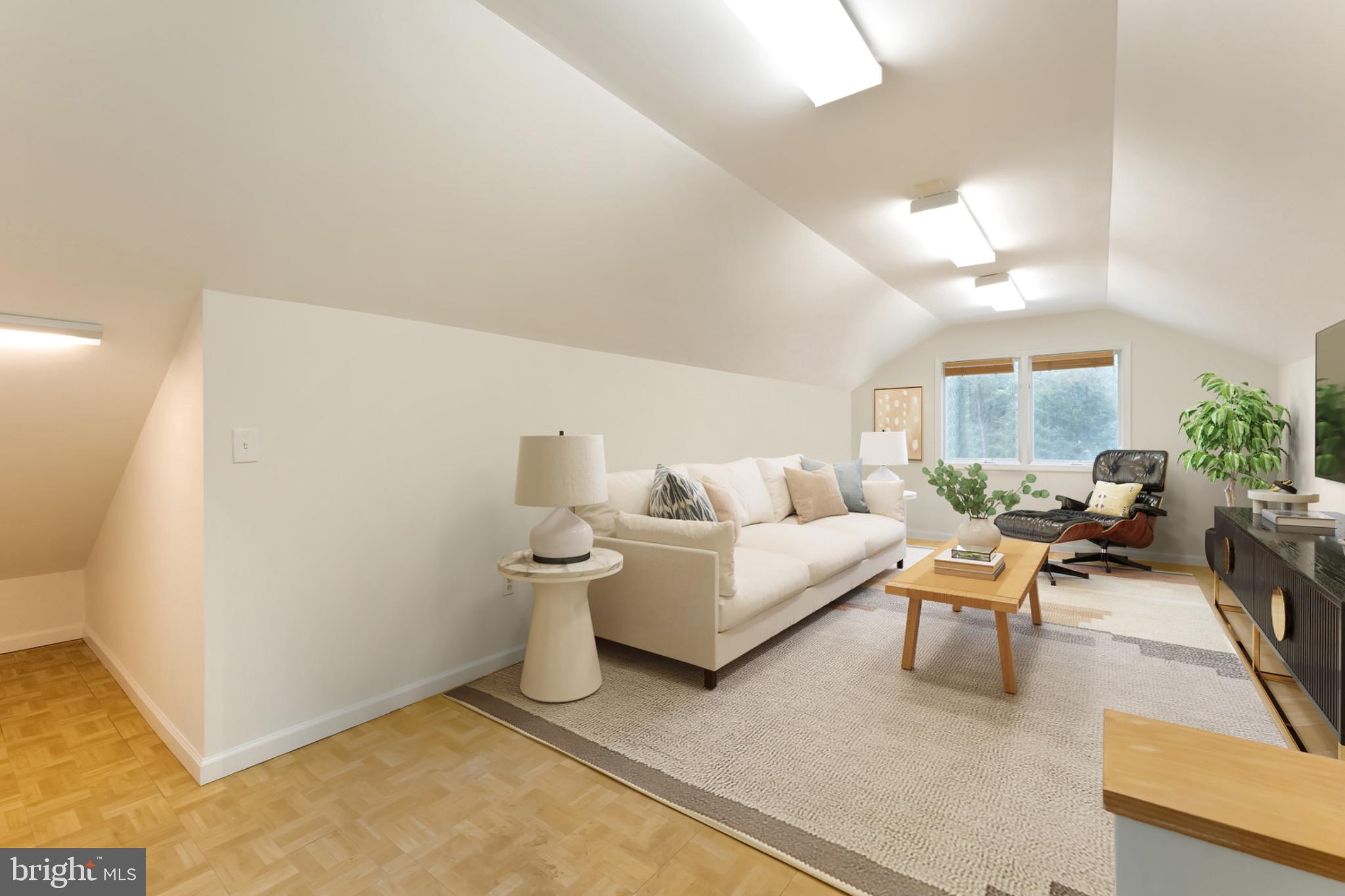 WOODSFIELD - Residential