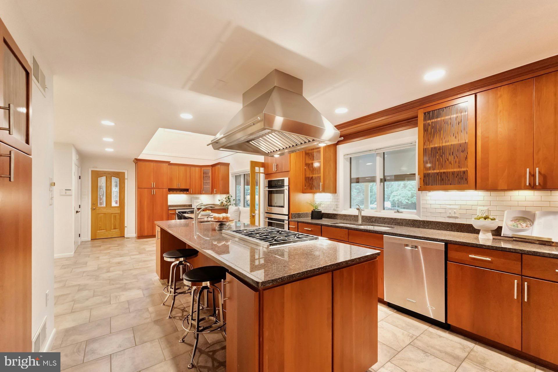 WOODSFIELD - Residential