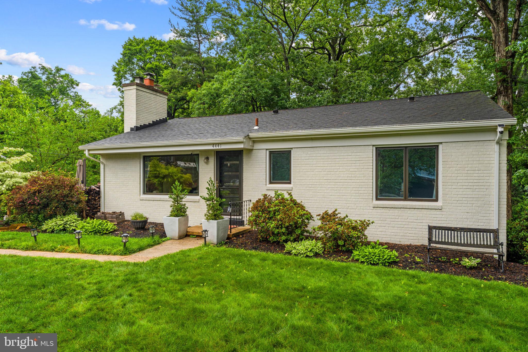 4441 VILLAGE DRIVE